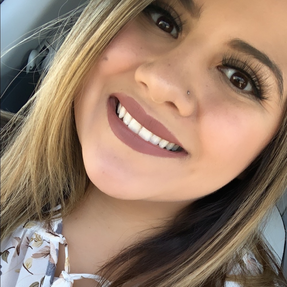 Meet your Posher, Jessica